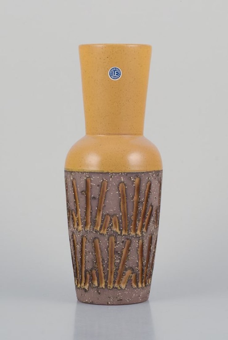 Mari Simmulson for Upsala Ekeby, Sweden. Ceramic vase in a modernist style with ochre yellow glaze. - 5