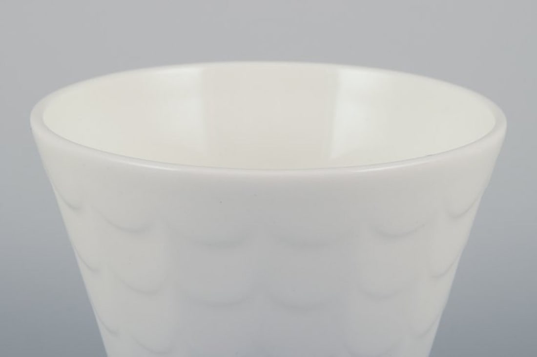 Wilhelm Kage for Gustavsberg, Sweden. Six white porcelain plant pots. Swedish design. 1960s. - 5