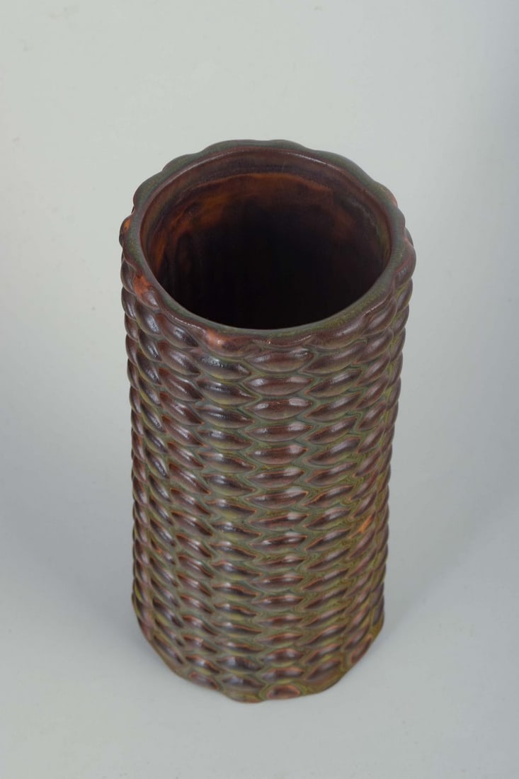 Axel Salto for Royal Copenhagen. Cylindrical ceramic vase. Budding style. 1940s - 3