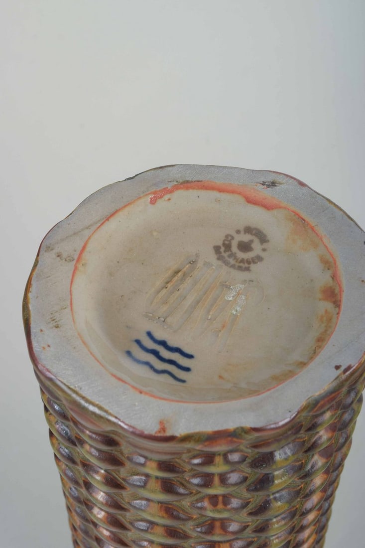 Axel Salto for Royal Copenhagen. Cylindrical ceramic vase. Budding style. 1940s - 5