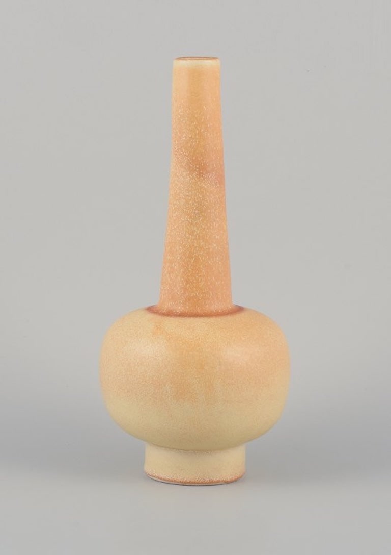 Bobergs Fajansfabrik/Gefle, Sweden. Large ceramic vase, narrow-necked. Approximately 1960. - 2