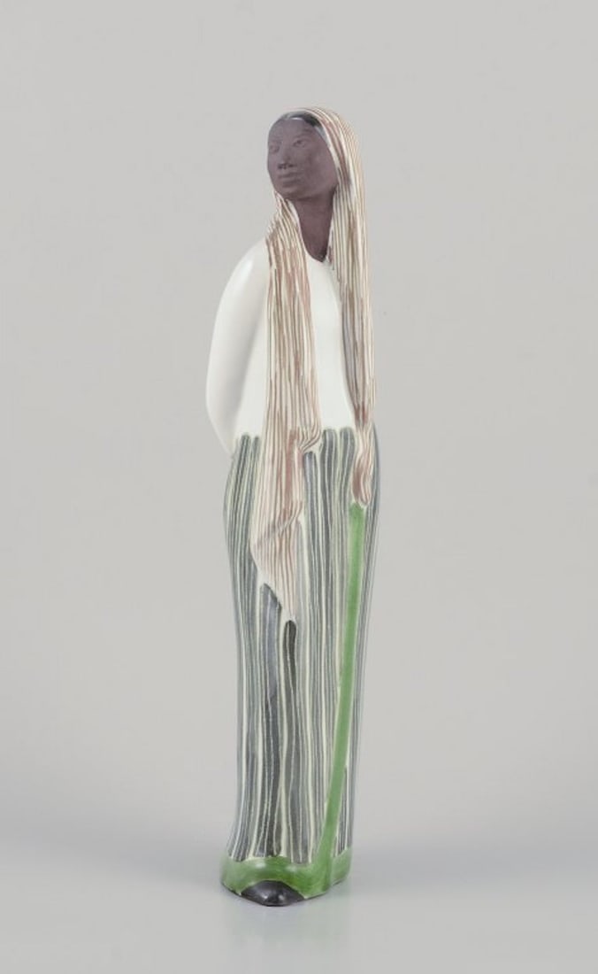 Mari Simmulson for Upsala-Ekeby, Sweden. Ceramic figurine of an Indonesian woman. - 2