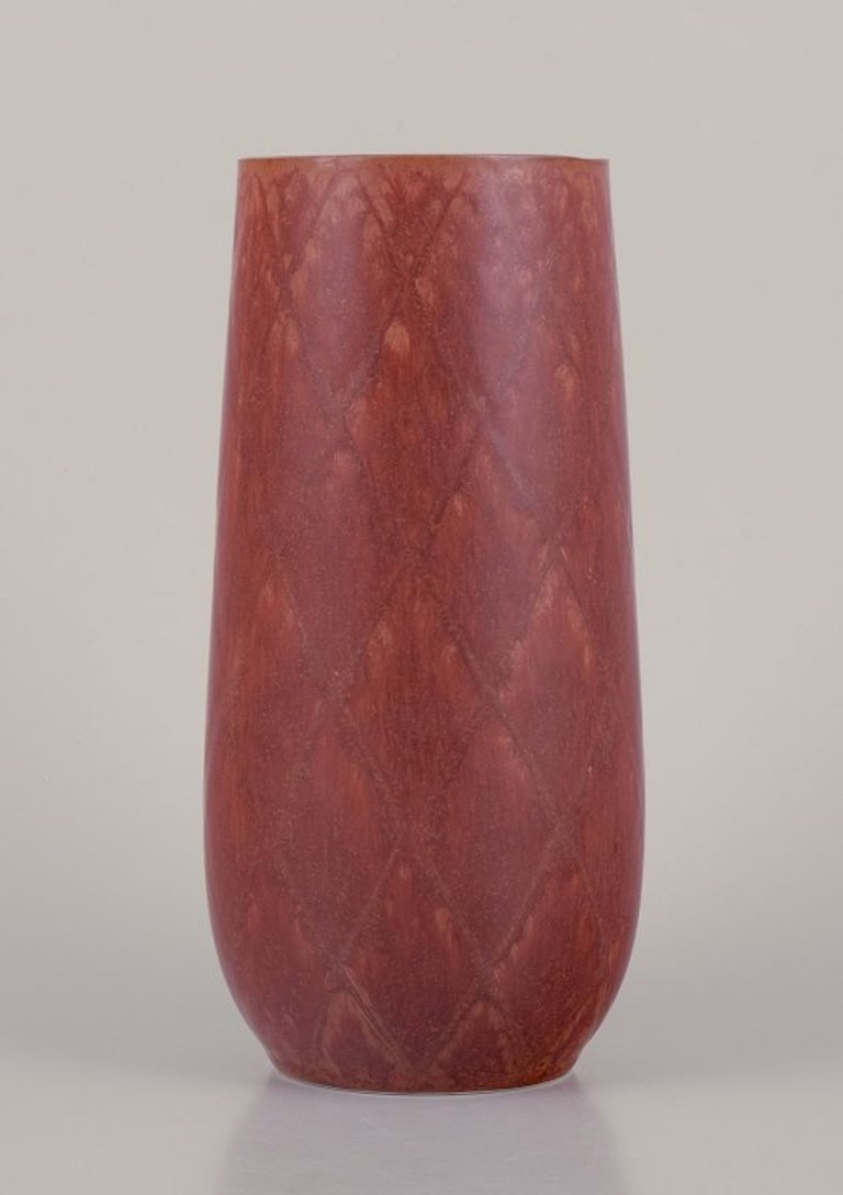 Gunnar Nylund for Rorstrand, Sweden. Ceramic vase with geometric pattern. Glaze in brown hues. - 4