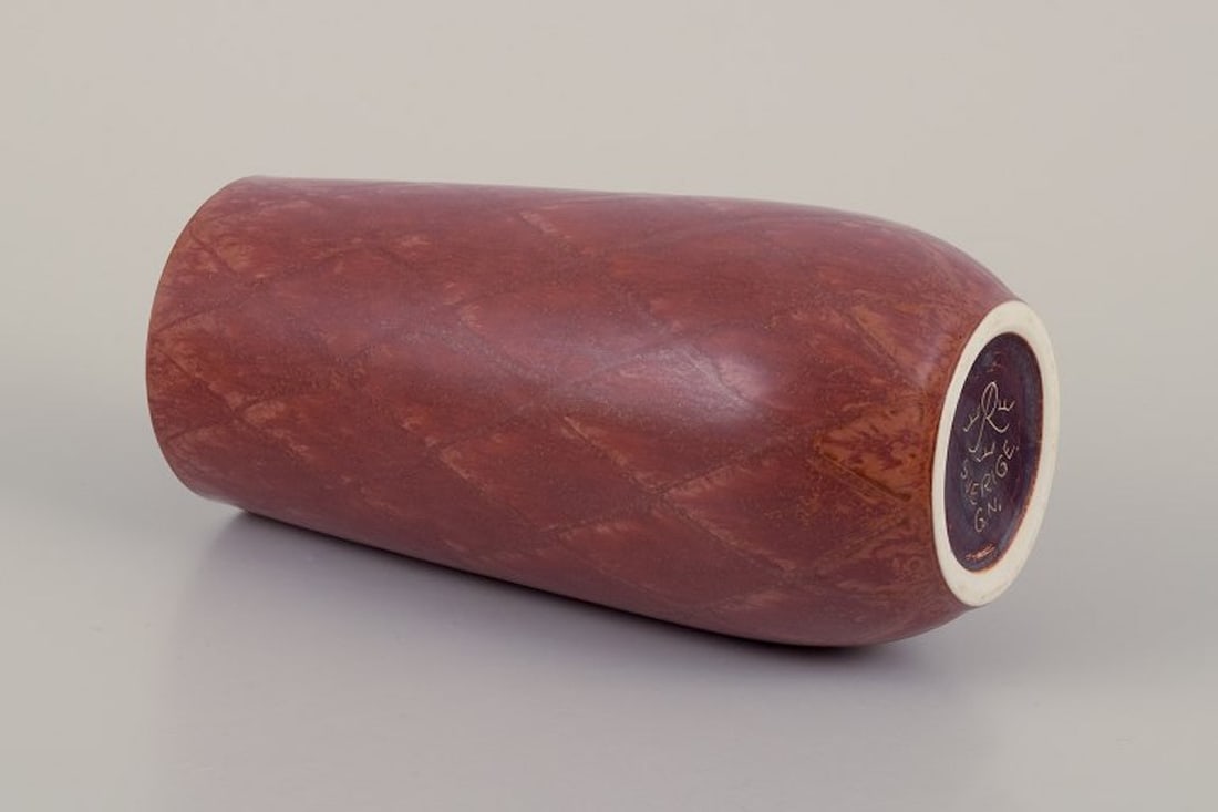 Gunnar Nylund for Rorstrand, Sweden. Ceramic vase with geometric pattern. Glaze in brown hues. - 7