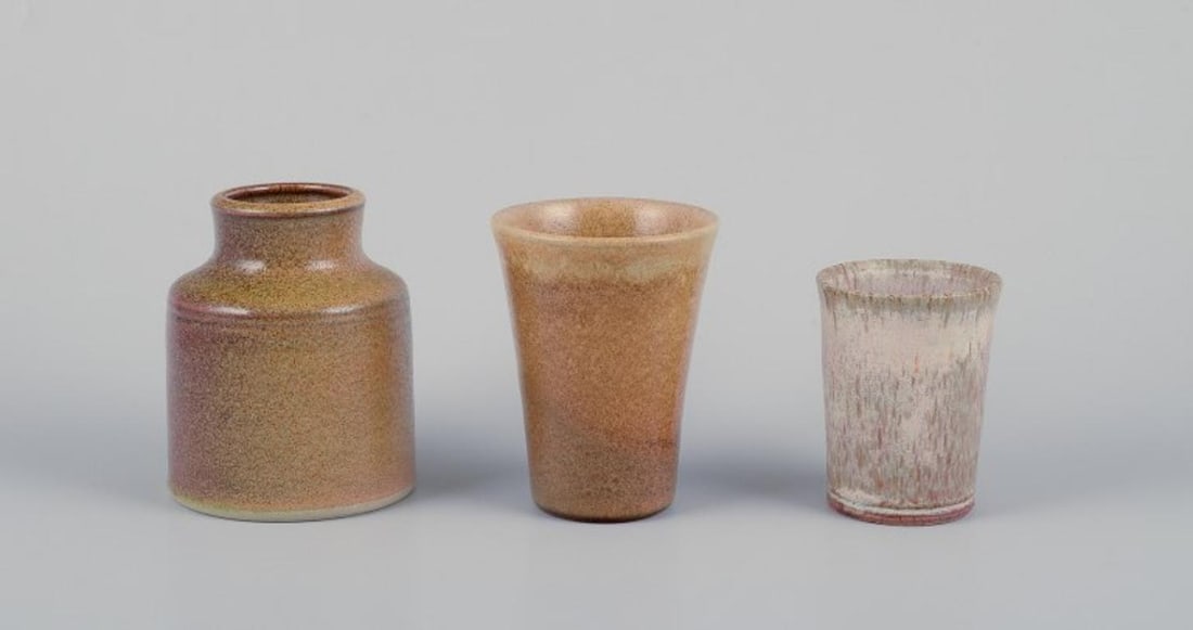 Kuch Keramik, Germany. Three unique ceramic vases. Glaze in sandy tones. 1980s. - 2