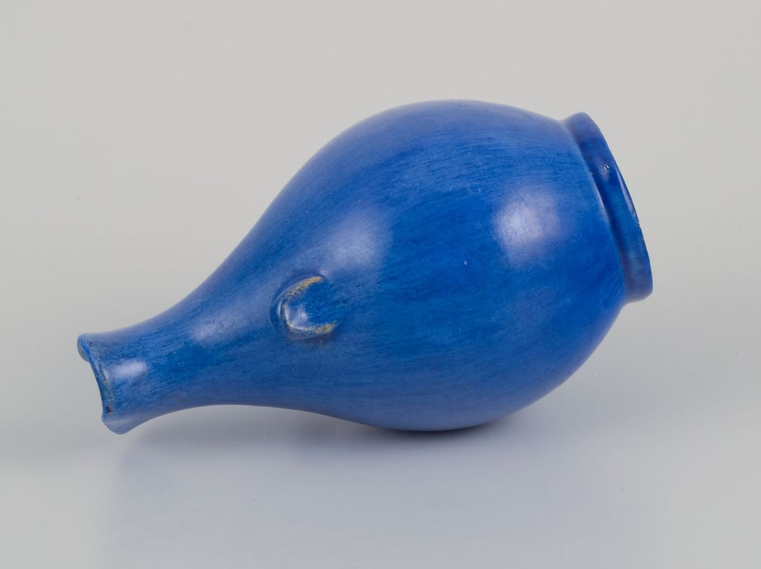 Danish ceramicist, unique vase in the style of Arne Bang. Mid-20th C. - 7