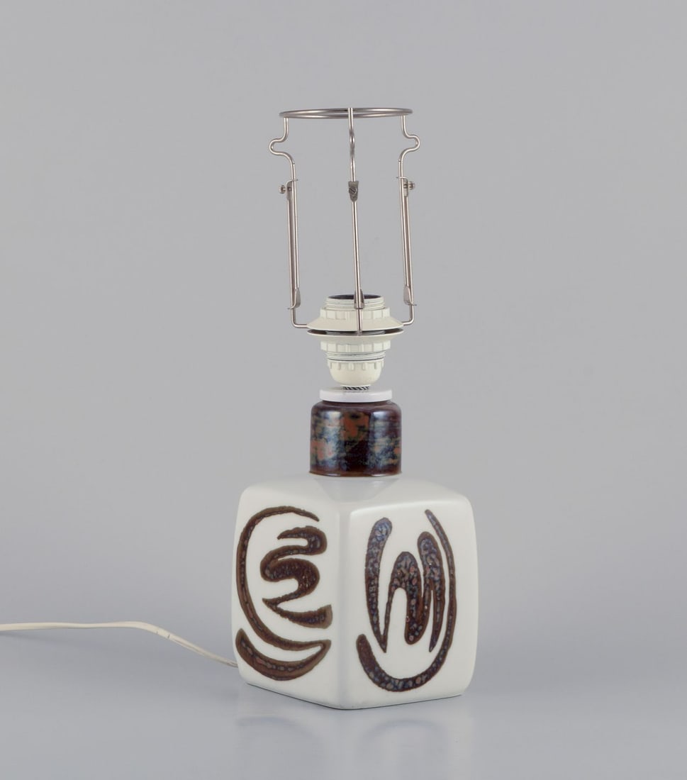 Carl Harry Stalhane for Rorstrand. "Orient" ceramic table lamp. Abstract motifs. Japanese style.: Carl Harry Stalhane for Rorstrand. "Orient" ceramic table lamp. Abstract motifs. Japanese style. Model 8449. 1960s/70s. Marked. In perfect condition. Adjustable lampshade holder. First factory quality