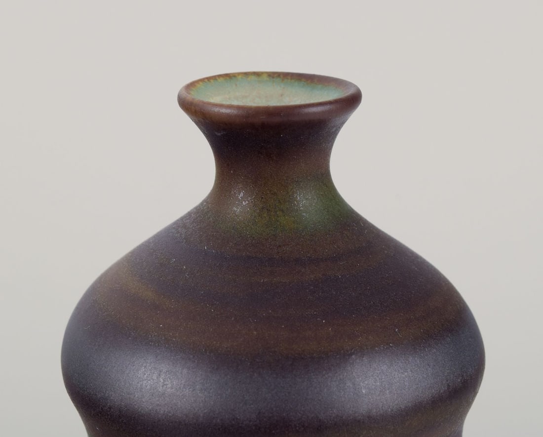 John Andersson for Hoganas, Sweden. Ceramic vase with glaze in brown-green tones. Approx. 1960s - 5
