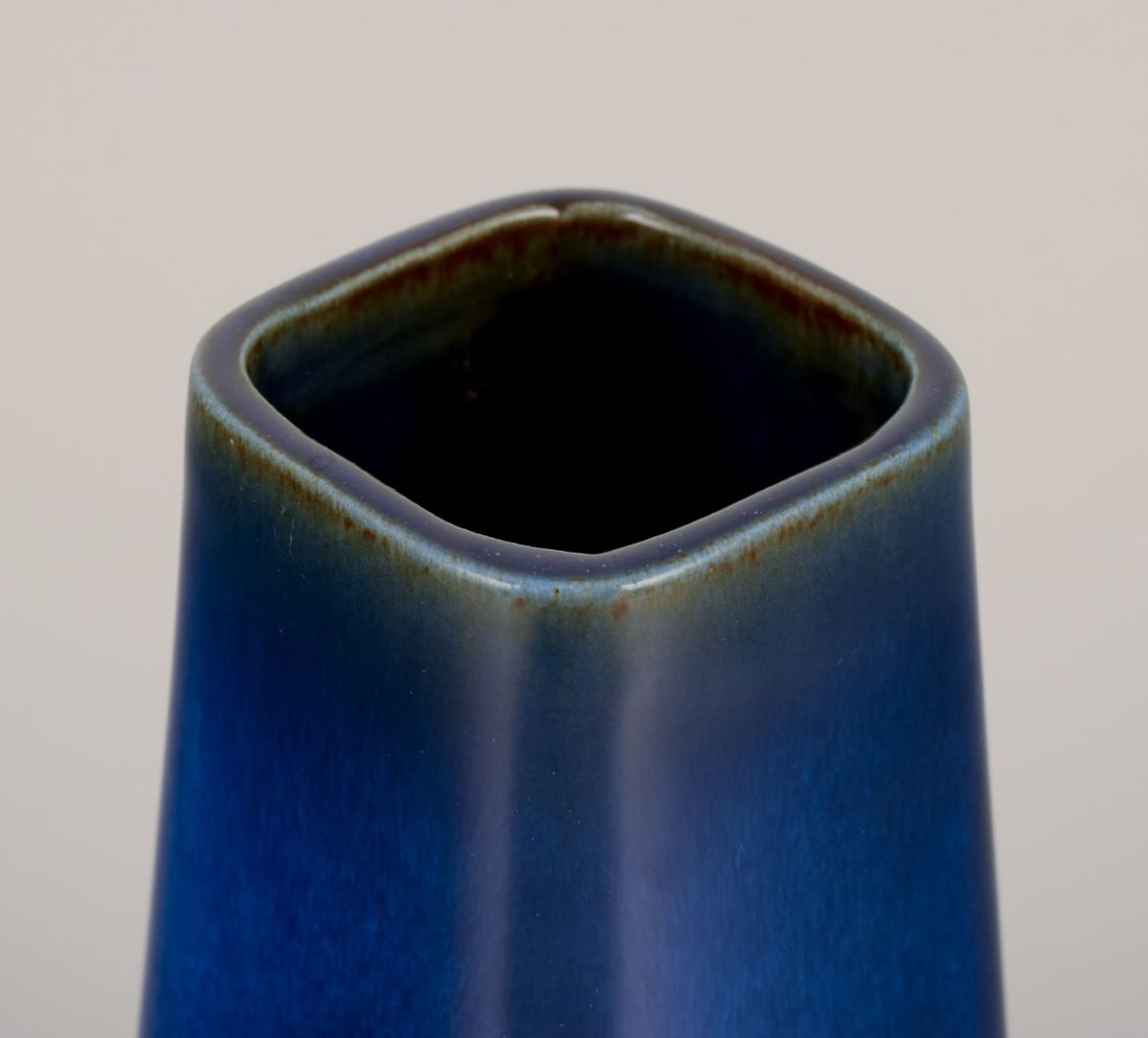 Sven Jonson for Gustavsberg. "Lagun" vase in stoneware. Beautiful glaze in blue tones. 1960s/1970s. - 5
