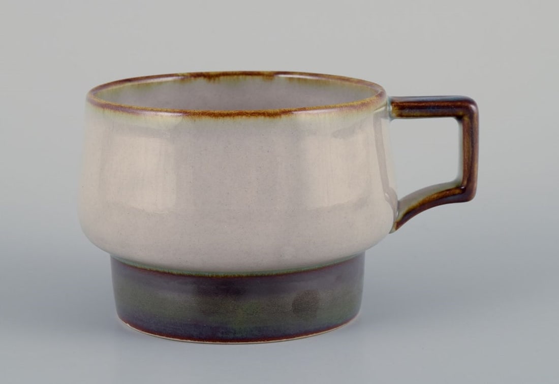 Bing and Grondahl, "Tema". Five sets of tea cups and saucers in stoneware. - 4