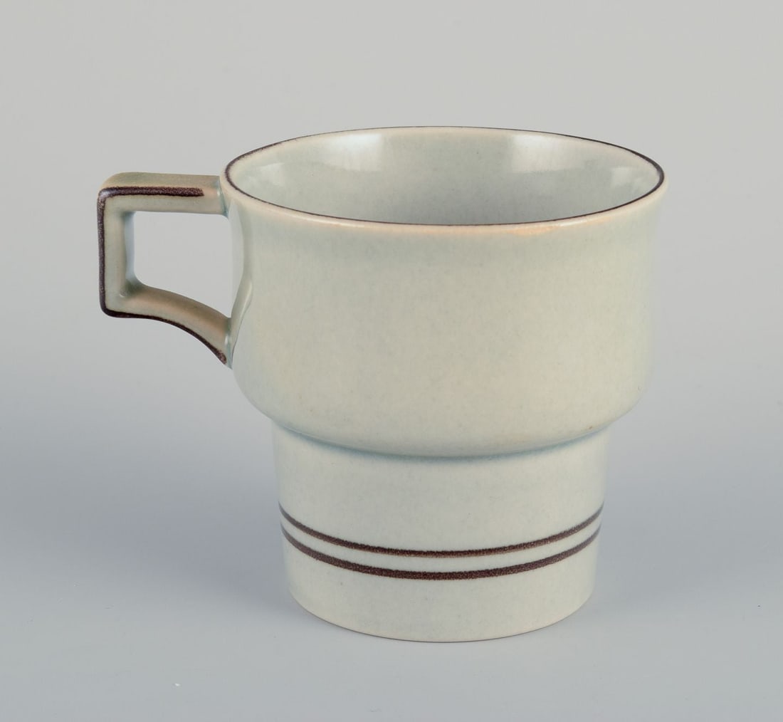 Bing and Grondahl "Colombia". Six pairs of coffee cups and saucers in stoneware. 1970s. - 5