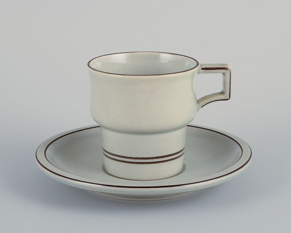 Bing and Grondahl "Colombia". Four pairs of coffee cups and saucers in stoneware, with a sugar bowl - 3