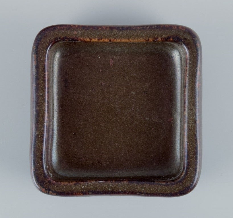 Eva Staehr-Nielsen for Saxbo, Denmark. Ceramic bowl with aubergine glaze. - 5