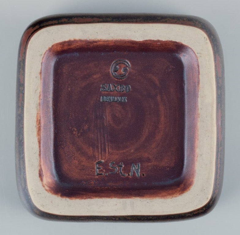 Eva Staehr-Nielsen for Saxbo, Denmark. Ceramic bowl with aubergine glaze. - 7