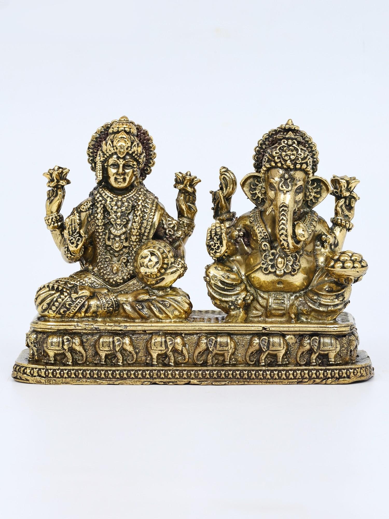 4" Small Superfine Pair of Lakshmi - Ganesha | Brass Statue: Title: 4" Small Superfine Pair of Lakshmi - Ganesha | Brass Statue Additional Information: itemcode: DDO087 Reserve: $103.00 Shipping: Domestic: Shipping rates are determined by destination
