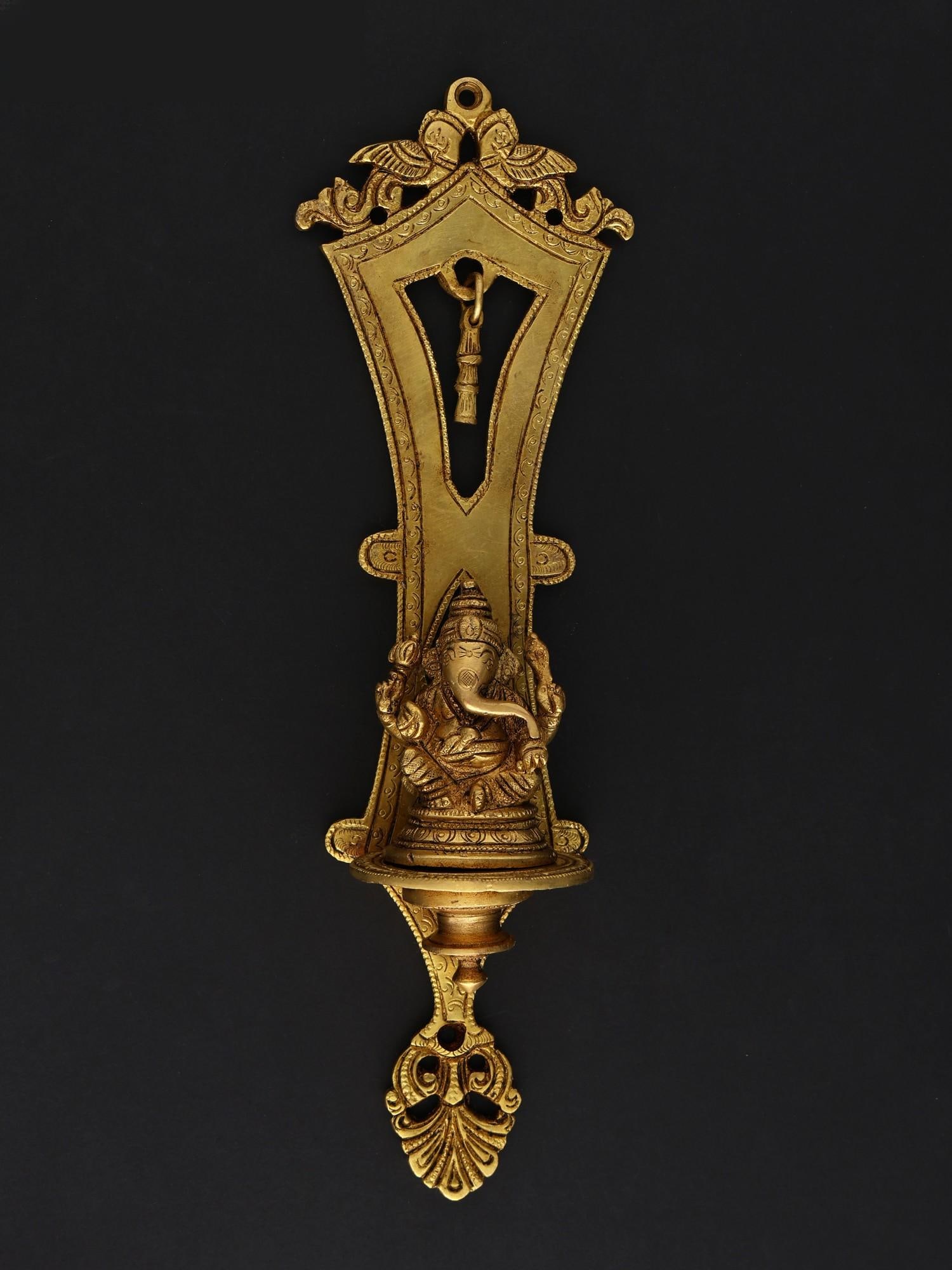 12" Lord Ganesha Wall Hanging Statue Brass: Title: 12" Lord Ganesha Wall Hanging Statue Brass Additional Information: itemcode: DDO267 Reserve: $88.00 Shipping: Domestic: Shipping rates are determined by destination International: Foreign