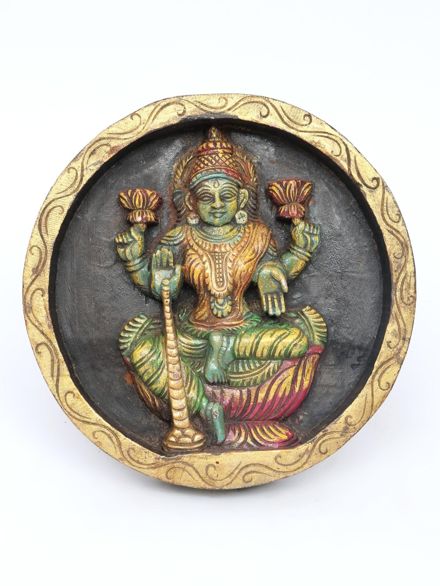 12" Round Shaped Goddess Lakshmi Wall Hanging | Wood Carved Relief Panel: Title: 12" Round Shaped Goddess Lakshmi Wall Hanging | Wood Carved Relief Panel Additional Information: itemcode: DDO679 Reserve: $130.00 Shipping: Domestic: Shipping rates are determined by