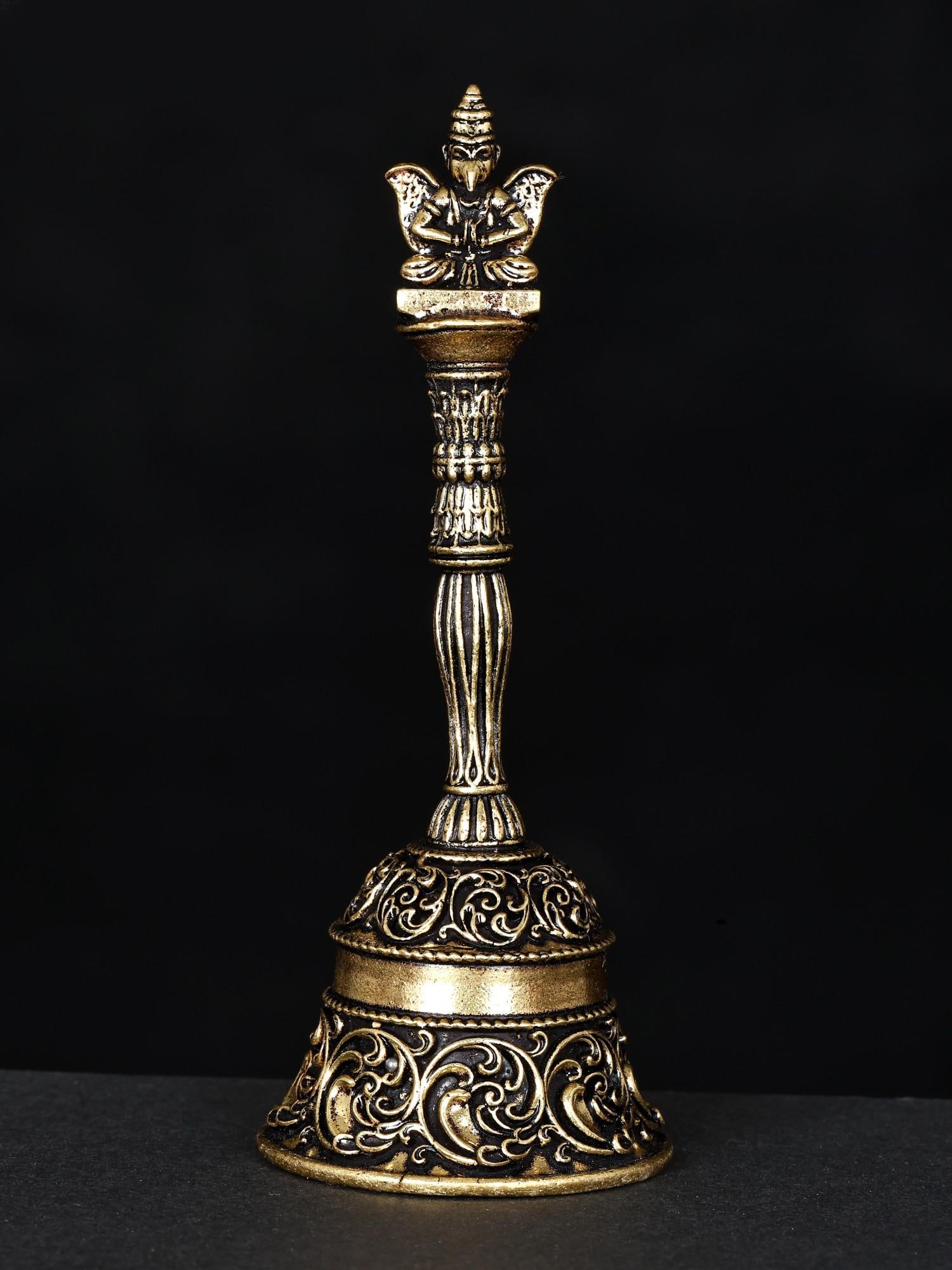 4" Superfine Garuda Ghanti in Brass: Title: 4" Superfine Garuda Ghanti in Brass Additional Information: itemcode: DDO097 Reserve: $47.00 Shipping: Domestic: Shipping rates are determined by destination International: Foreign shipping rat