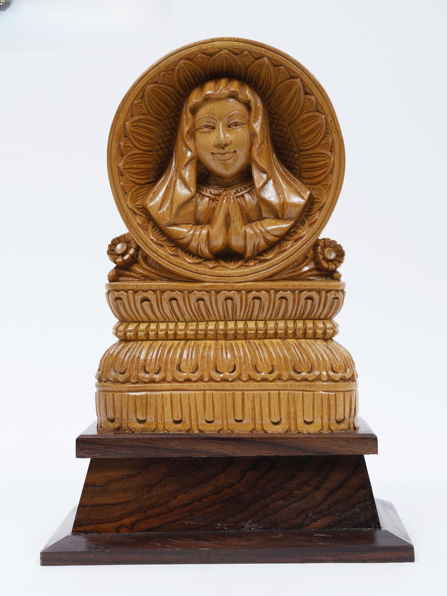10" Mother Mary Wood Carved Statue (1 of 2)