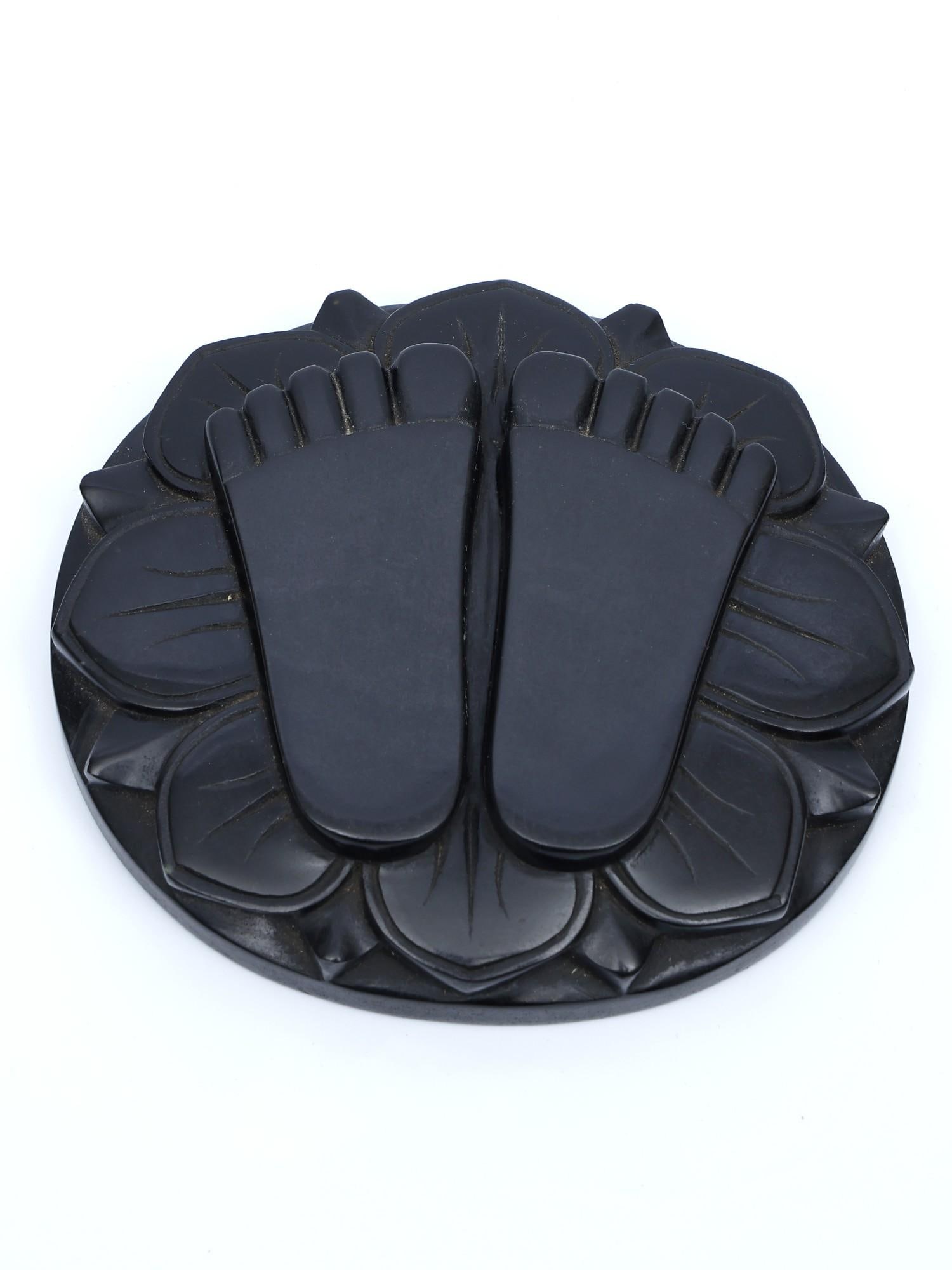 4" Charan Paduka on Lotus Pedesta /With Gift Box: Description: --- Additional Information: itemcode: DDN361 Reserve: $130.00 Shipping: Domestic: Shipping rates are determined by destination International: Foreign shipping rates are determined by