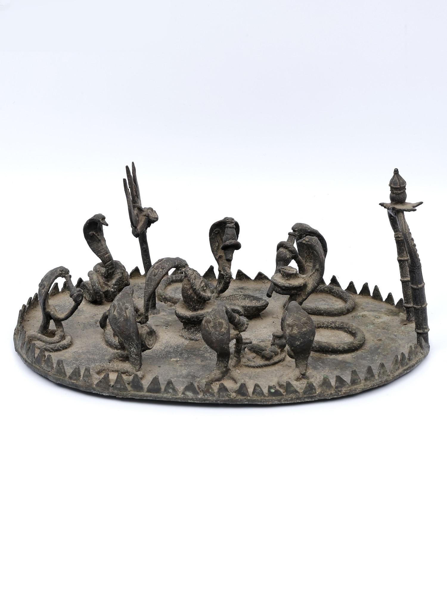 13" Snakes Worshipping Shiva Linga /Tribal Brass Statue: Description: --- Additional Information: itemcode: DDN372 Reserve: $512.00 Shipping: Domestic: Shipping rates are determined by destination International: Foreign shipping rates are determined by dest