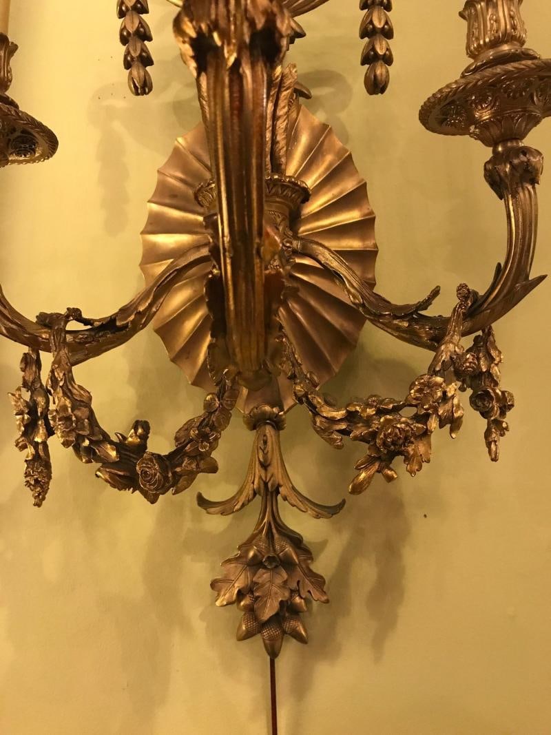Pair of Bronze Three-Light Sconces in an Urn Form - 8