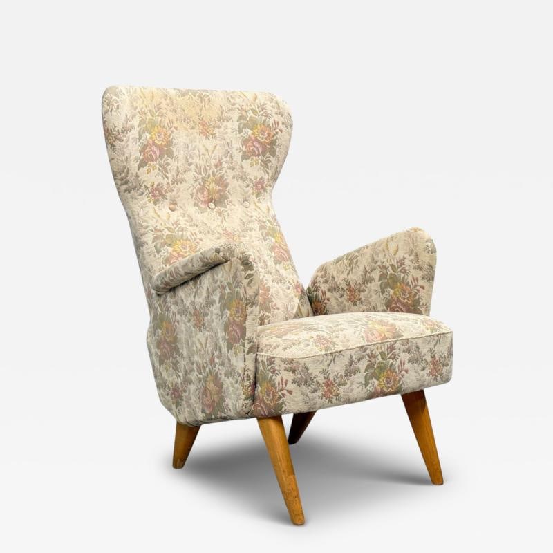 Carl Gustaf Hiort af Ornäs, Armchair, Fabric, Lacquered Wood, Finland, 1940s (1 of 11)