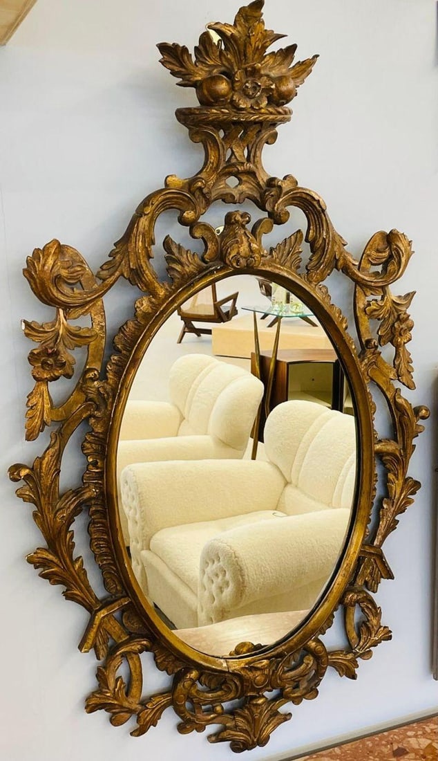 Single Giltwood Italian Floral Motif Mirror, Wall / Console / Pier, Italy, 1960s - 5