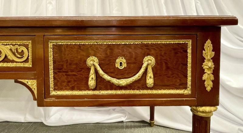 French Tortoise Wood Louis XVI Style Maison Jansen Partners Desk or Bureau Plat - 12