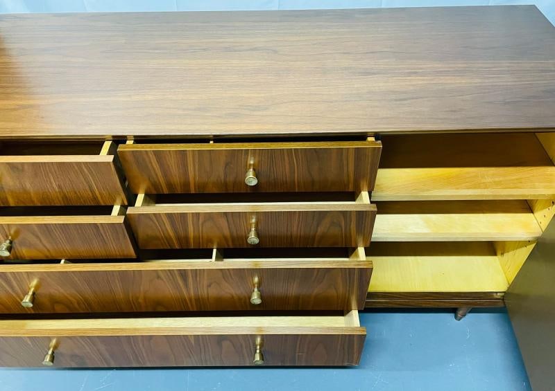 Pair of Mid Century Modern Chests, Dressers Bedside Stands, Opposing, Refinished - 11