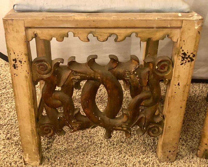 Set of 8 19th Century Italian Renaissance Revival Carved Dining Chairs - 4