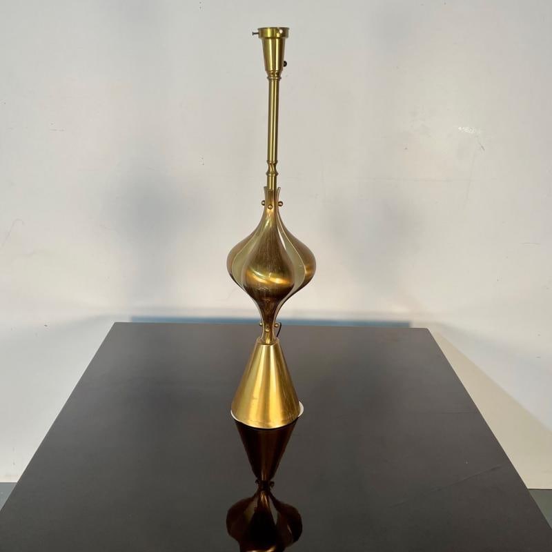Single Hollywood Regency Style Brass Table / Desk Lamp - 4