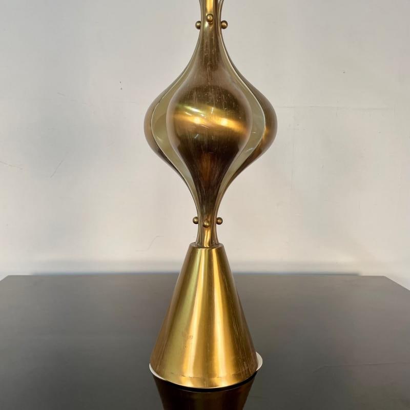 Single Hollywood Regency Style Brass Table / Desk Lamp - 9