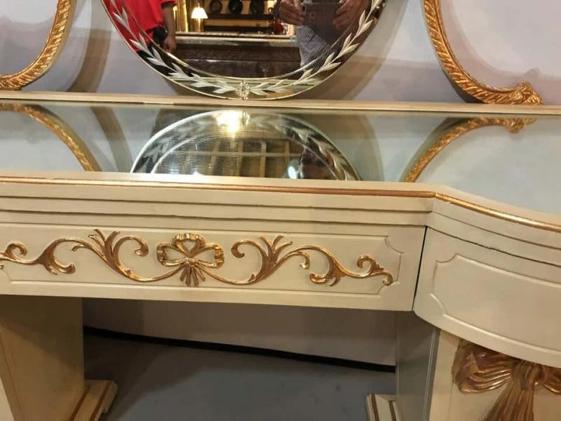 Hollywood Regency Grosfeld House Parcel Paint and Gilt Decorated Vanity or Desk - 4