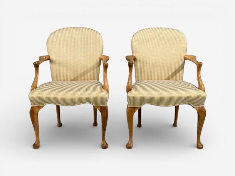 Queen Anne Style, Six Dining Chairs, Light Wood, Fabric, USA, 1940s - 10