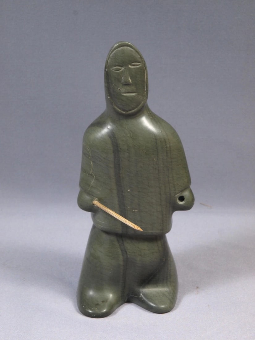 Inuit Eskimo Native American Soapstone Native Man Hunter SIGNED (1 of 5)