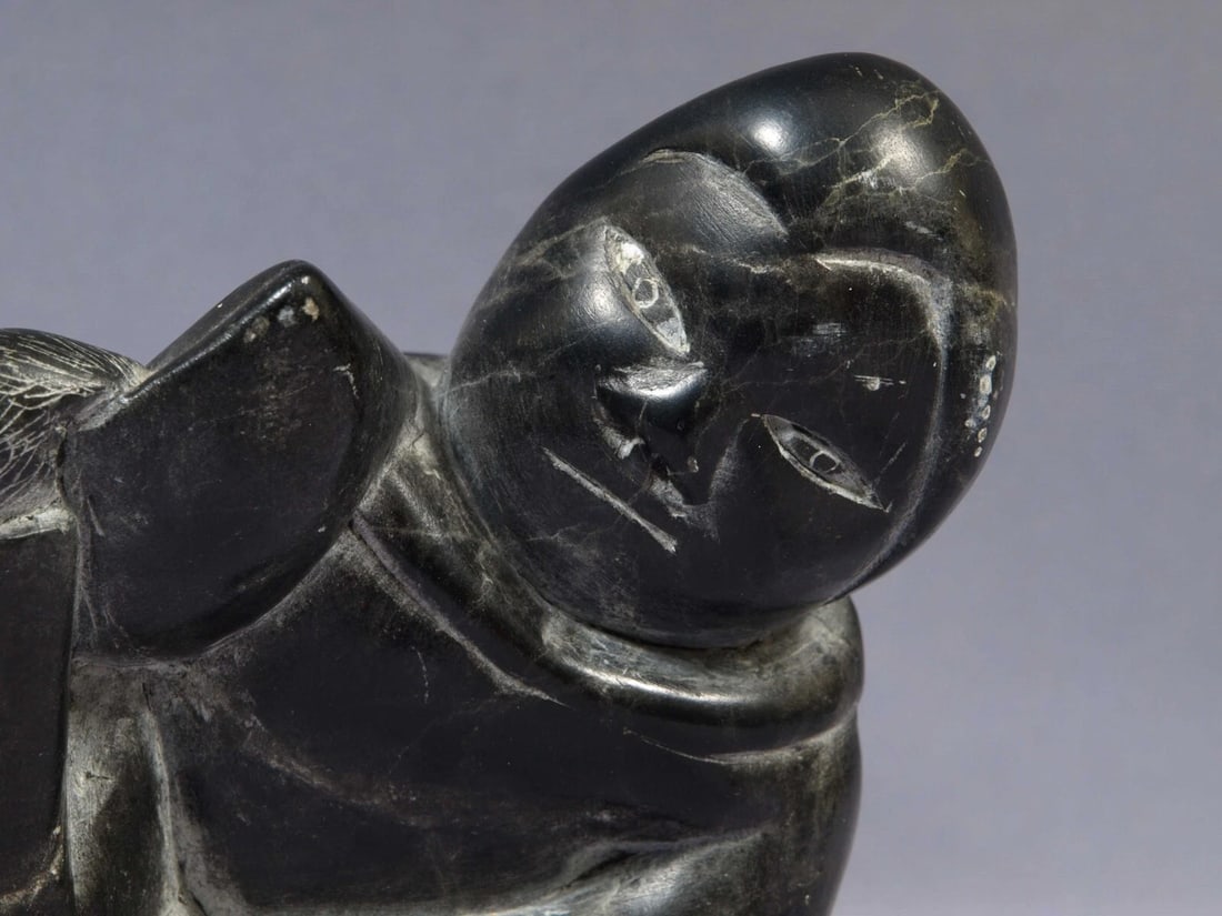 Inuit Eskimo Native American Soapstone Native Man Hunter 1978 SIGNED - 2