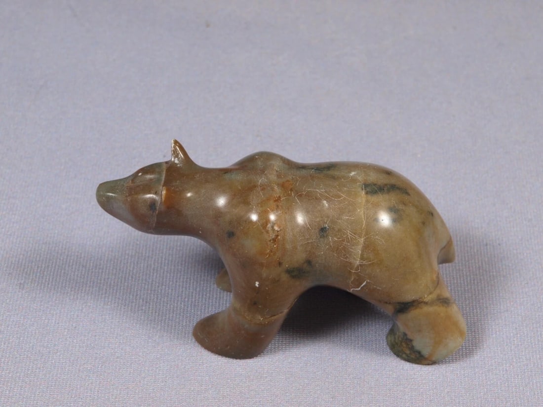 Inuit Eskimo Native Vintage Soapstone Carving BEAR Bob Solomon '94 small: This is a vintage Primitive Native American Eskimo Inuit Bear Figurine. The figurine is made from stone and is very beautiful. It is a very unusual light brown color. It was made by Bob Solomon in