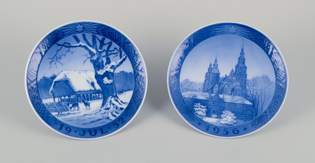 Royal Copenhagen, Denmark. Two porcelain Christmas plates from 1952 and 1956. - 2