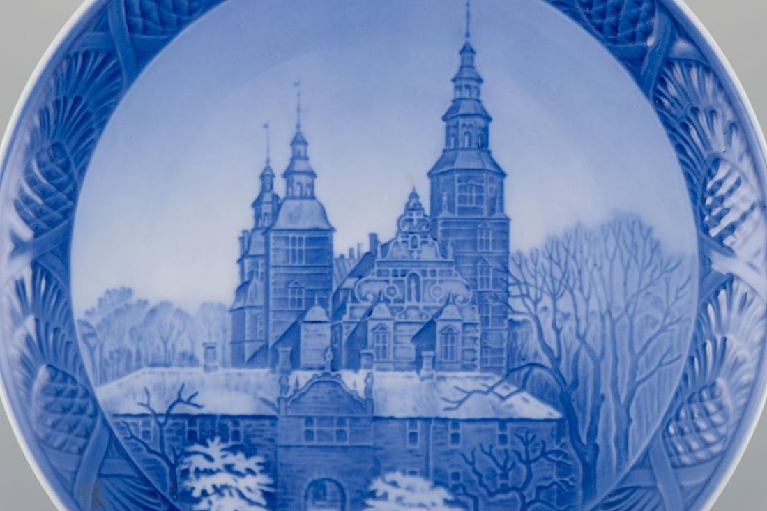 Royal Copenhagen, Denmark. Two porcelain Christmas plates from 1952 and 1956. - 9