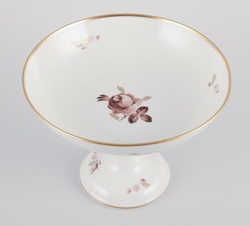 Royal Copenhagen. Brun Rose porcelain centrepiece with gold edge. 1980-1984. - 5