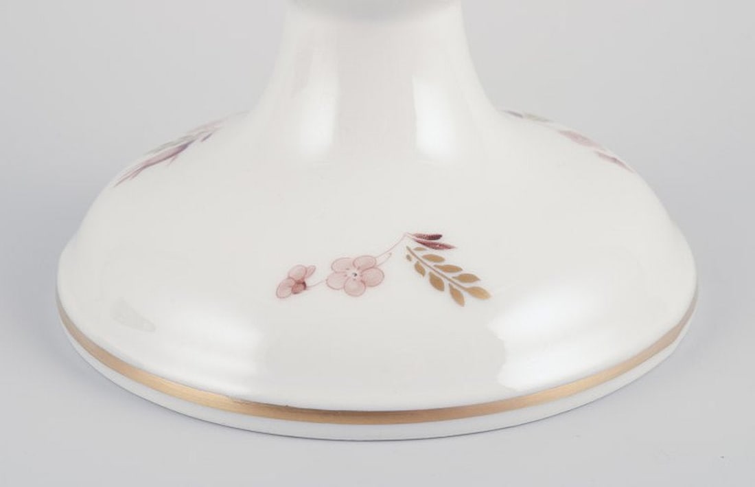 Royal Copenhagen. Brun Rose porcelain centrepiece with gold edge. 1980-1984. - 7