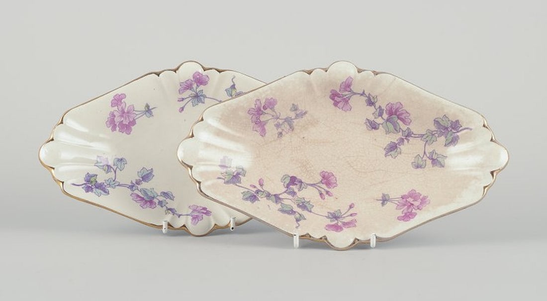 Gustafsberg, Sweden. Two small oblong 'Geranium' earthenware bowl. 1918. - 2