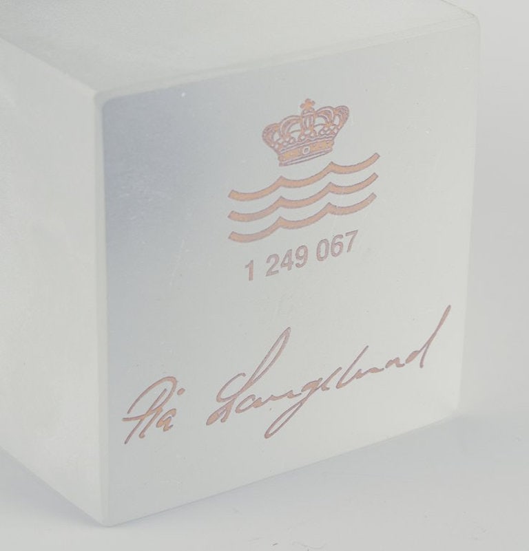 Pia Langelund for Royal Copenhagen. Chimpanzee figure in bisquit mounted on a frosted glass base. - 8