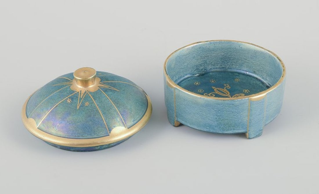 Josef Ekberg for Gustavsberg, Sweden. Bonbonniere in porcelain. 1940s. - 4