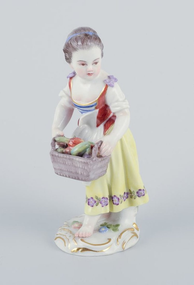 Meissen, Germany. Porcelain figurine of girl with basket. Ca. 1900. - 2
