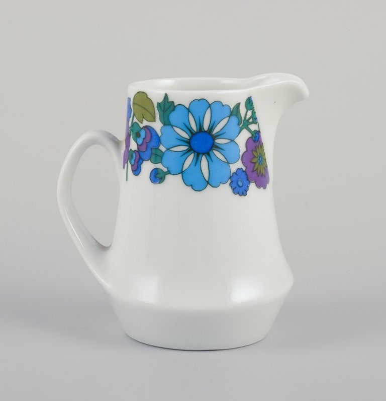 Paar, Bavaria, Jaeger & Co, Germany. Porcelain coffee pot, creamer, and sugar bowl. Approx. 1970s. - 7