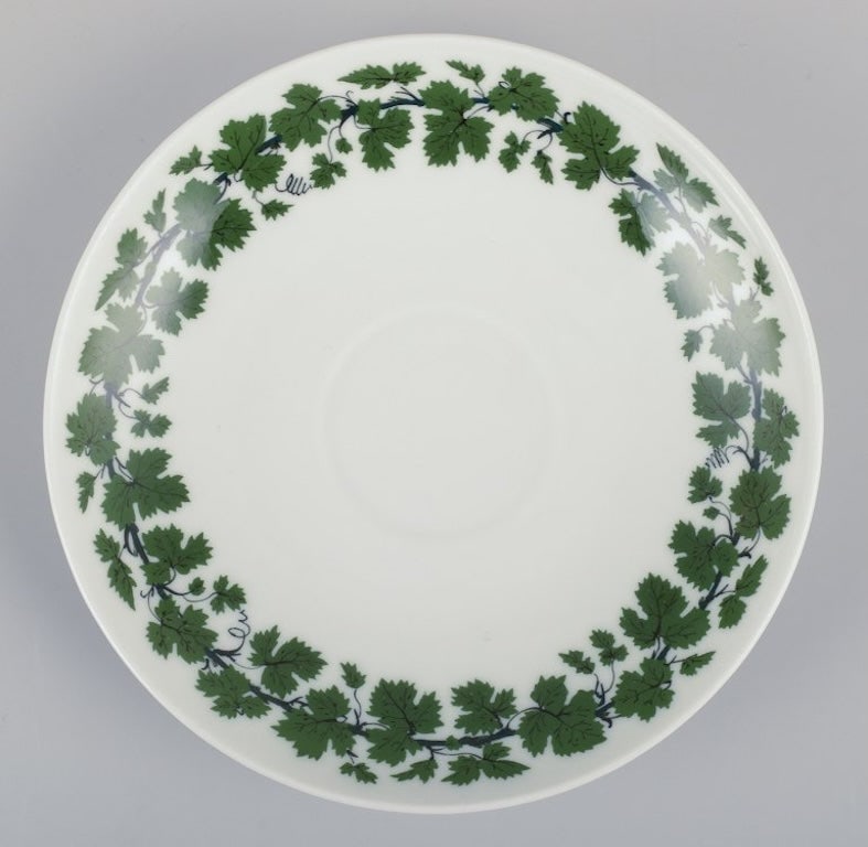 Meissen, Germany. 'Green Ivy Vine' three coffee cups with saucers. 1920s/30s. - 7