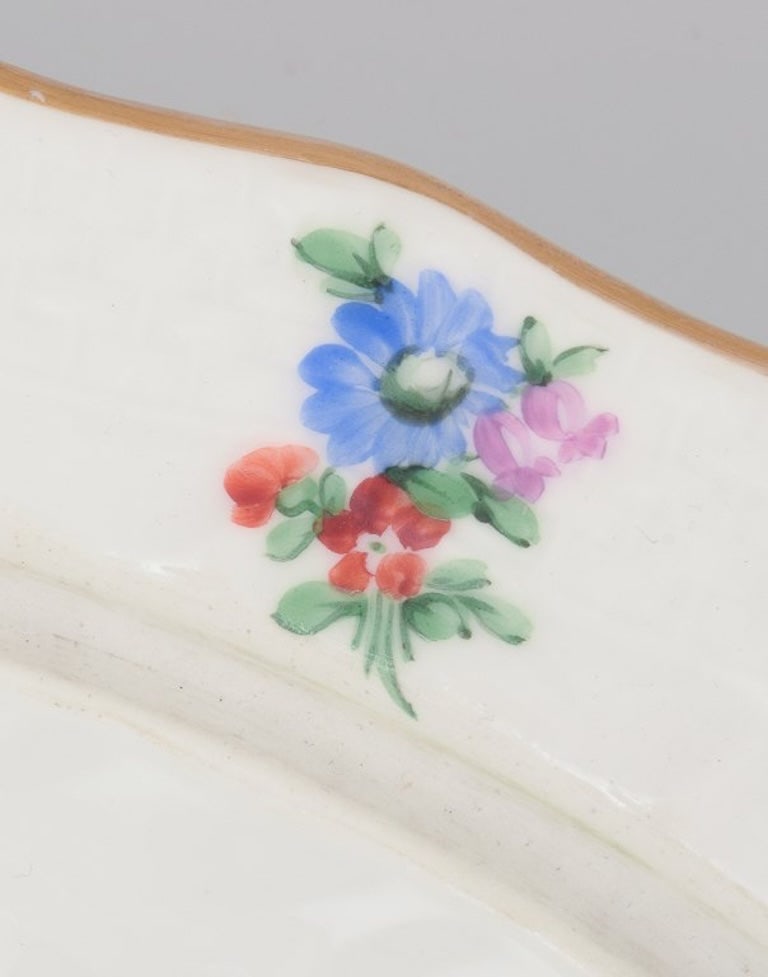 Royal Copenhagen Saxon Flower. Large oval lidded terrine in porcelain. Early 1900s. - 6