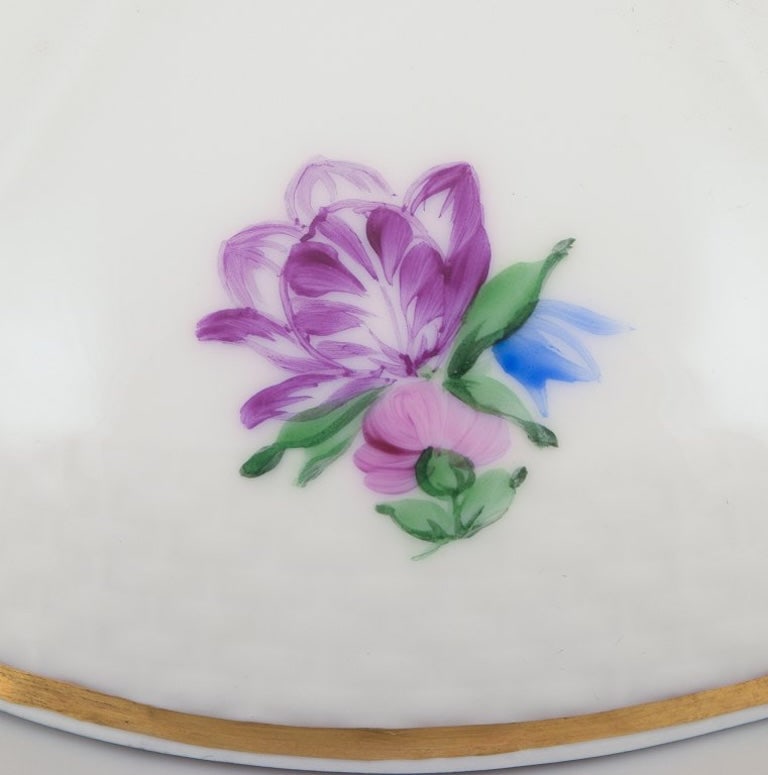Royal Copenhagen Saxon Flower. Large oval lidded terrine in porcelain. Early 1900s. - 9